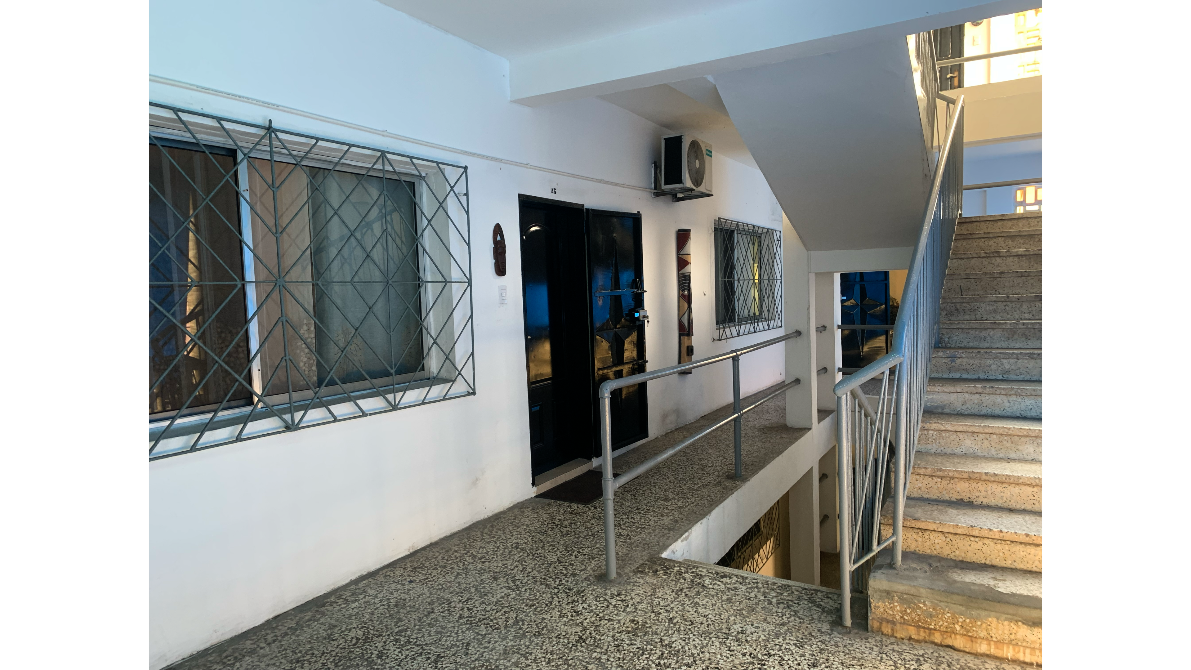 Maryland Guesthouse Монровия Екстериор снимка
