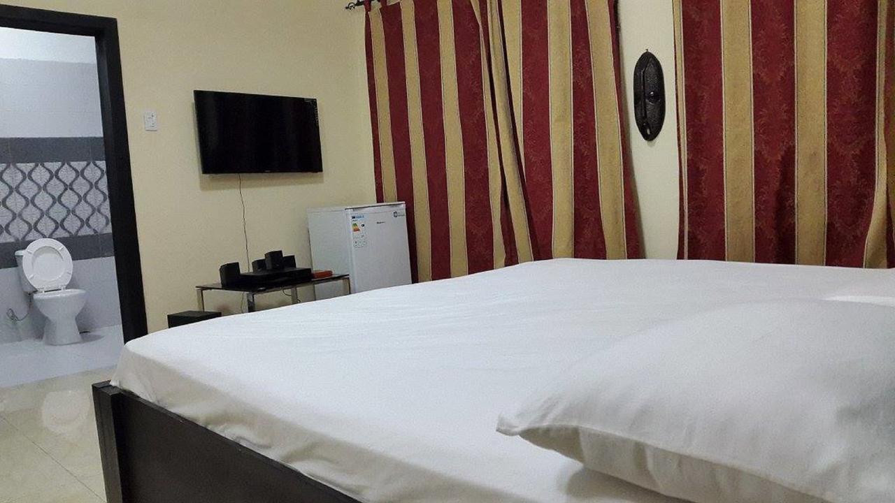Maryland Guesthouse Монровия Екстериор снимка
